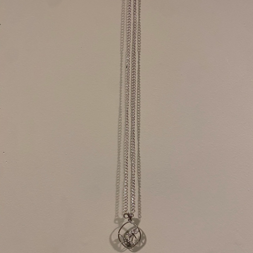 Elegant Silver Pendant Necklace